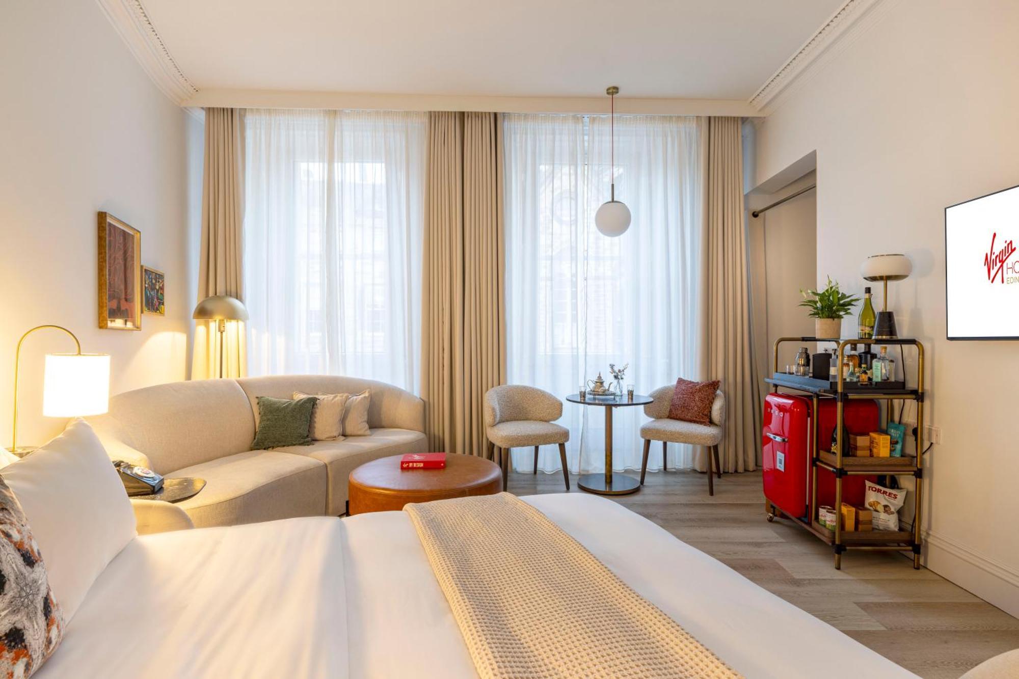 Virgin Hotels EDI Cameră foto A room at the hotel